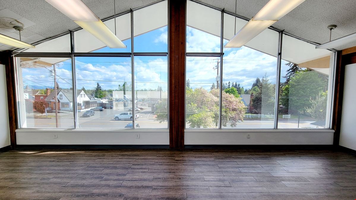 Stayton Plaza