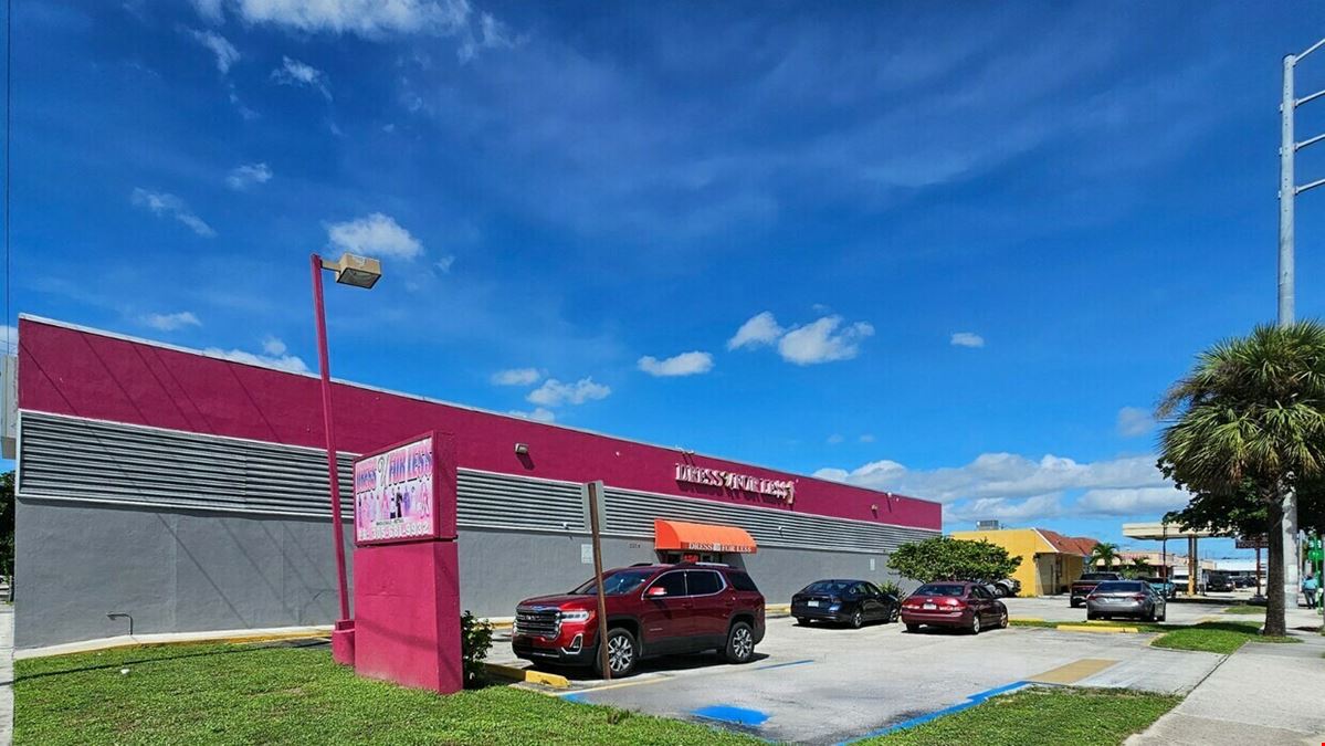 Retail Building in North Miami