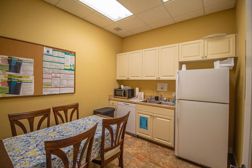 Executive Office in Downtown Punta Gorda