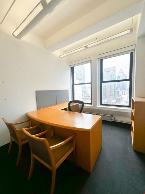 589 Eighth Avenue - 16th Floor Sublease