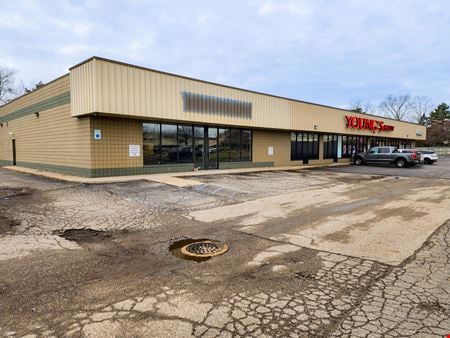 Preview of commercial space at 1301 W Holmes Rd