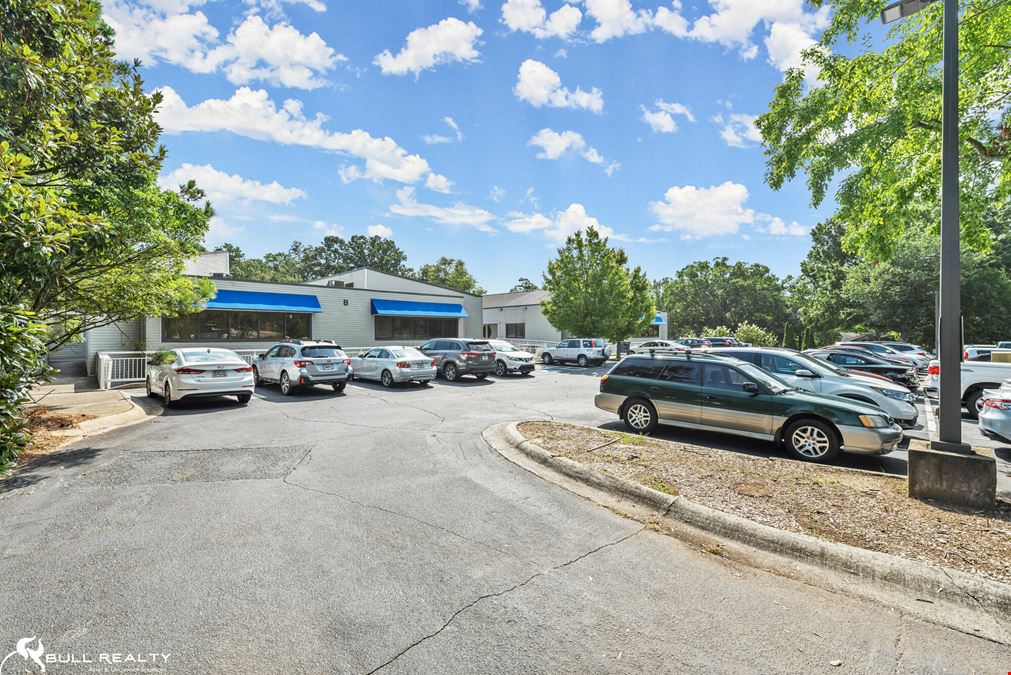 Sandy Springs Wellness Center | Two Office Suites | ±886 RSF | ±1,127 RSF