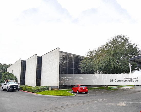 Valley Oak Executive Suites
