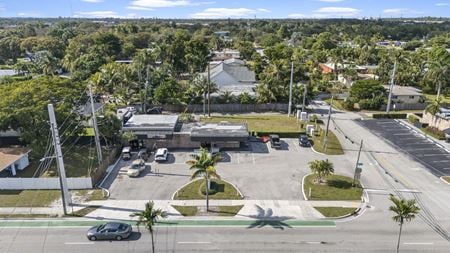 Preview of Retail space for Sale at 3351 North Andrews Avenue