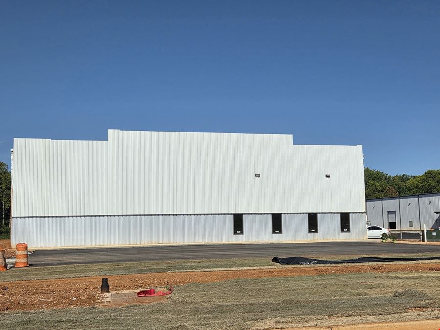 Investment Opportunity in the Jetplex Area