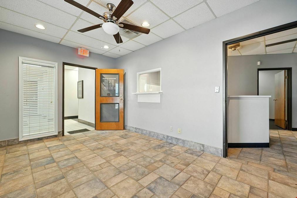 2244 South Hamilton Road, 101 & 103, 2246 South Hamilton Rd, 100
