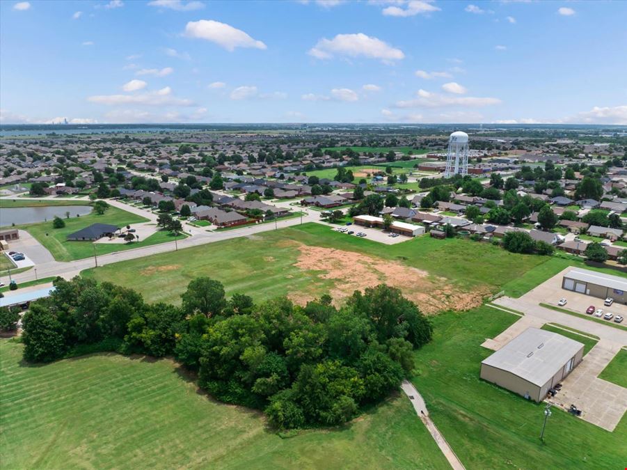 4.27 Acres | Prime Yukon Commercial Development
