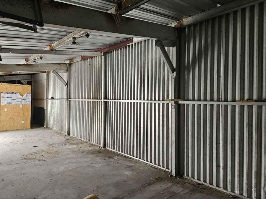 Warehouse/Flex Space For Lease