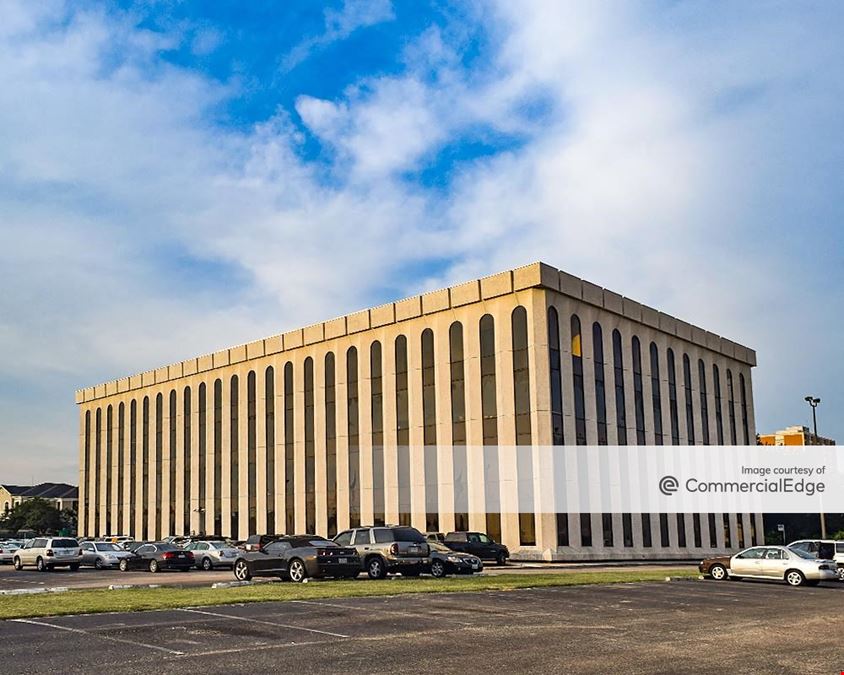 Crestpark Office Center