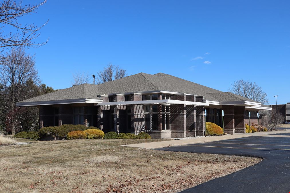 4884 Berl Dr