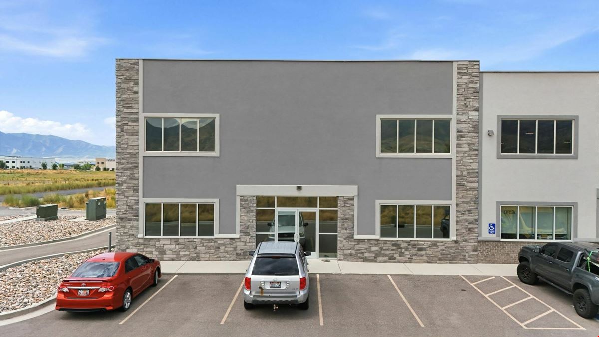 79 W 3100 N - Units A & C For Lease