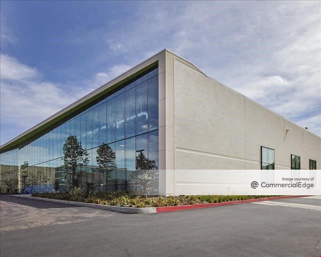 Barnes Canyon Center