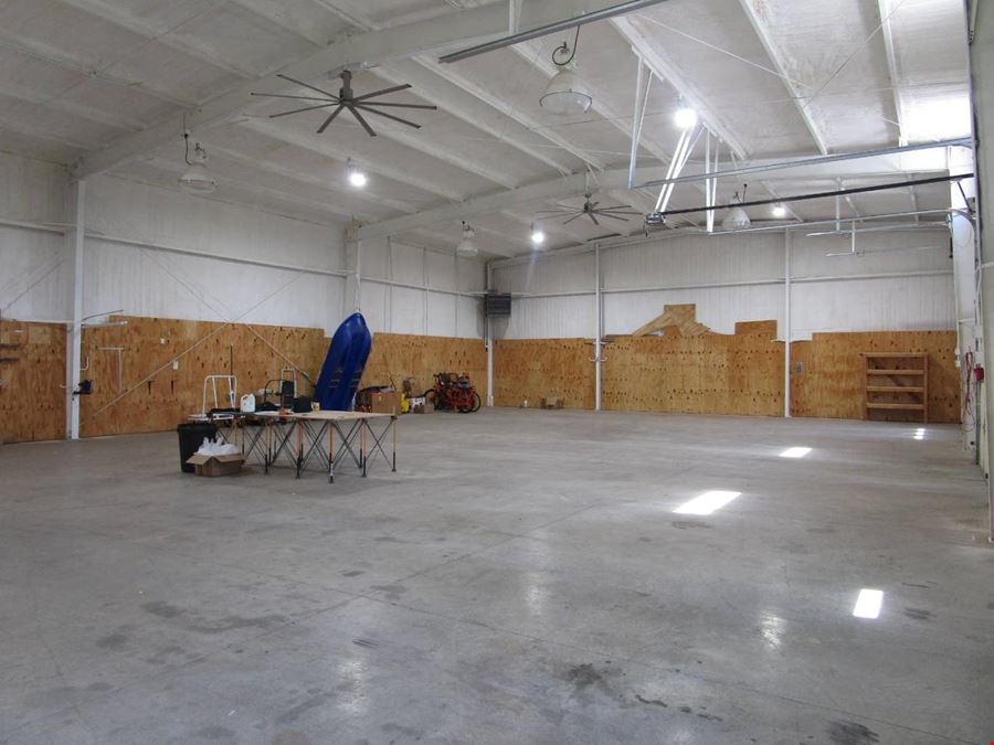 1214 Oak Street / HWY 14