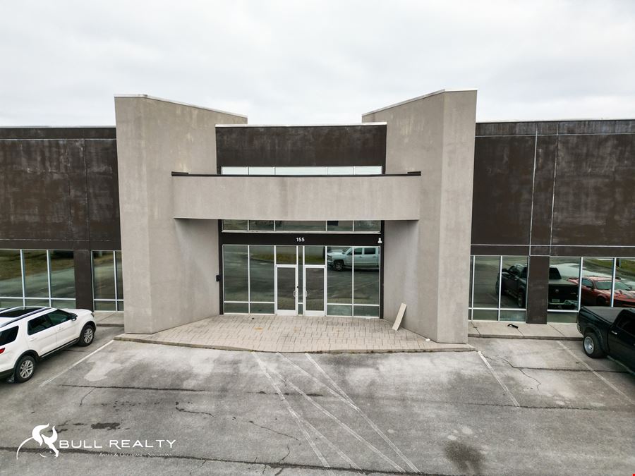 Industrial Showroom, Office & Warehouse | ±13,325 SF | Outdoor Storage | I-75 = 3 Minutes