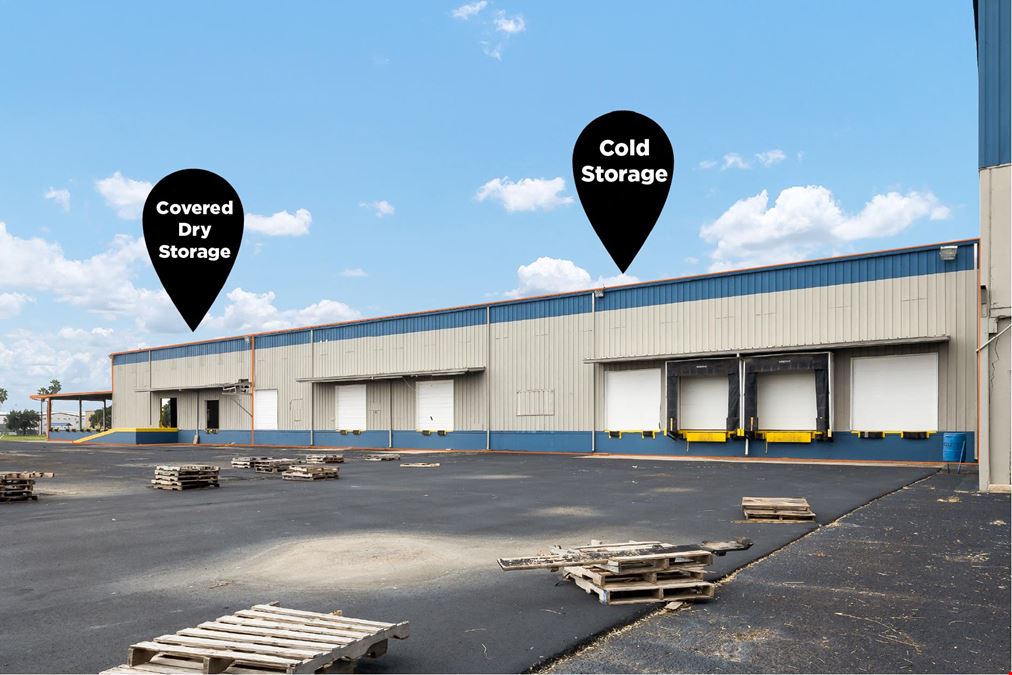 135,885 ±SF Dry Storage +2,549 office SF |  Available For Lease - All or Part