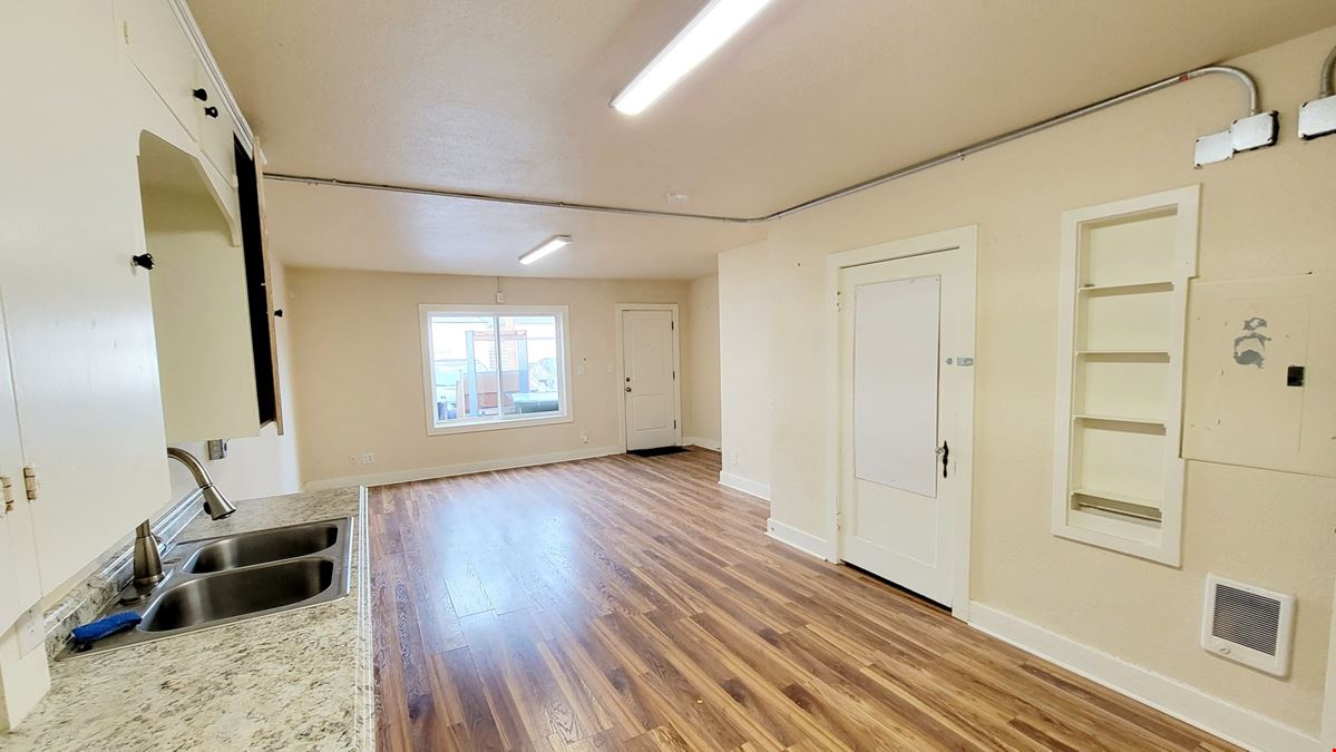1109 Edgewater Street Northwest