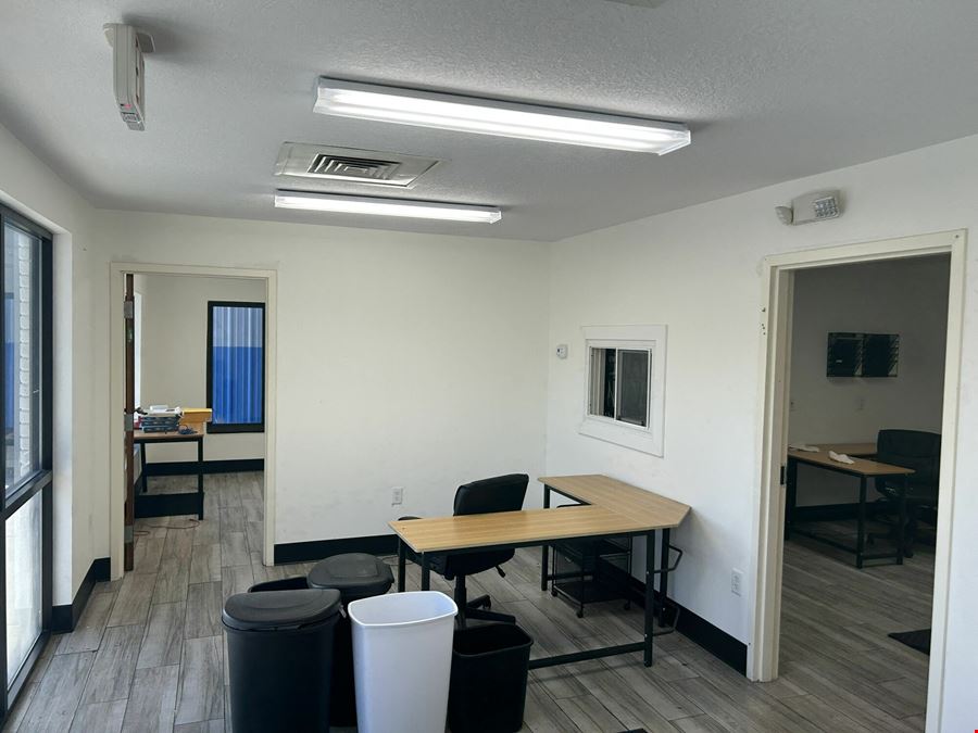 Net-Leased Corporate-Backed Distribution Facility