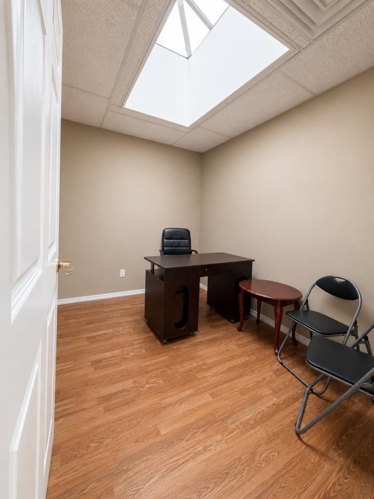 101 Avenue U - For Lease