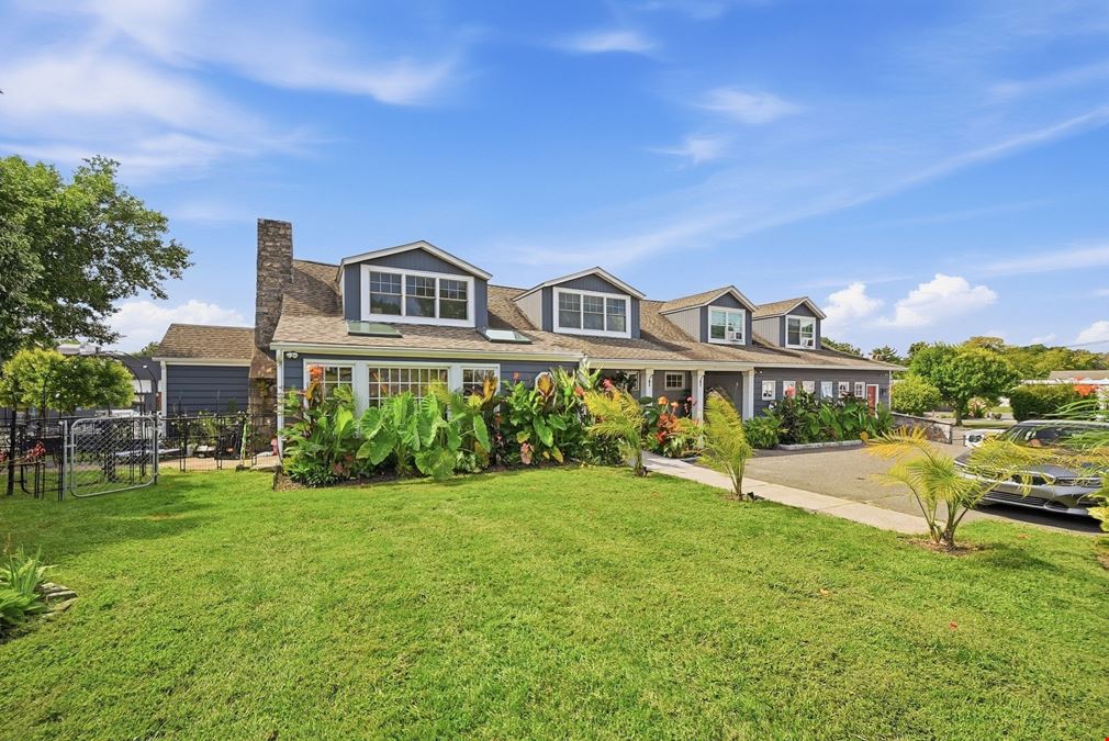 44 Mill Plain Road
