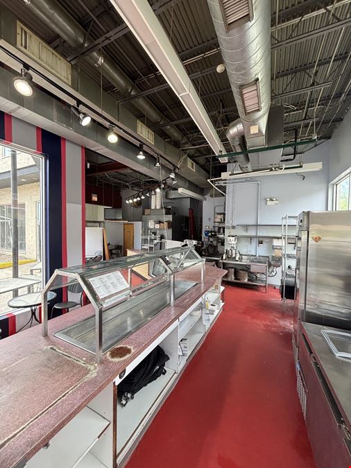Bucktown Second Gen Restaurant Space For Lease
