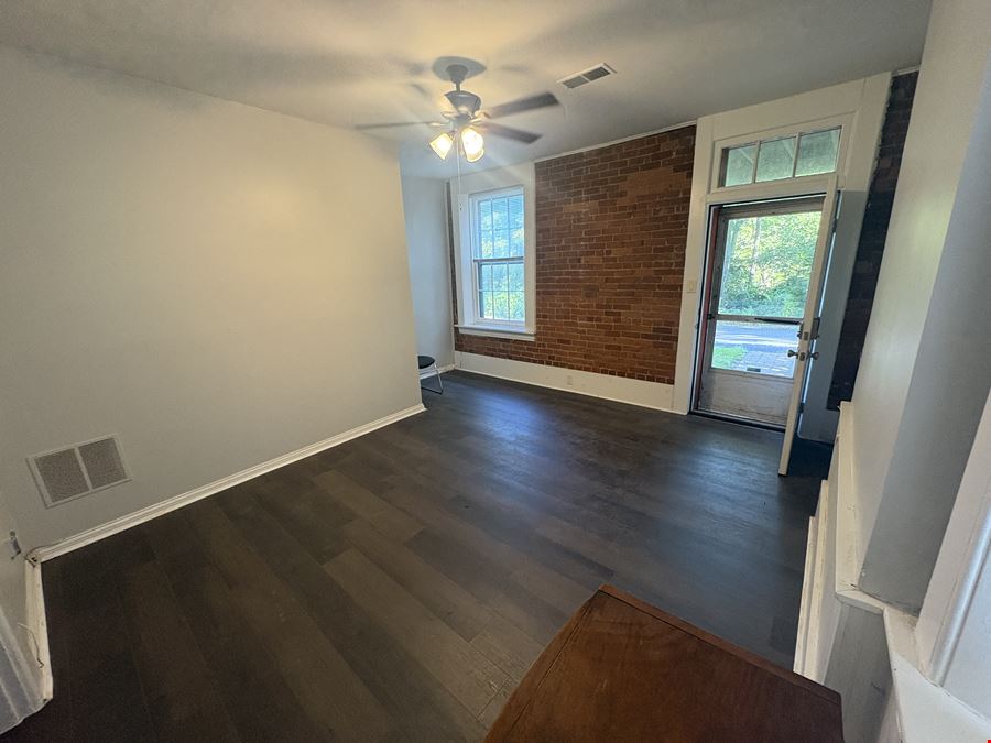 114 Wellington Pl
