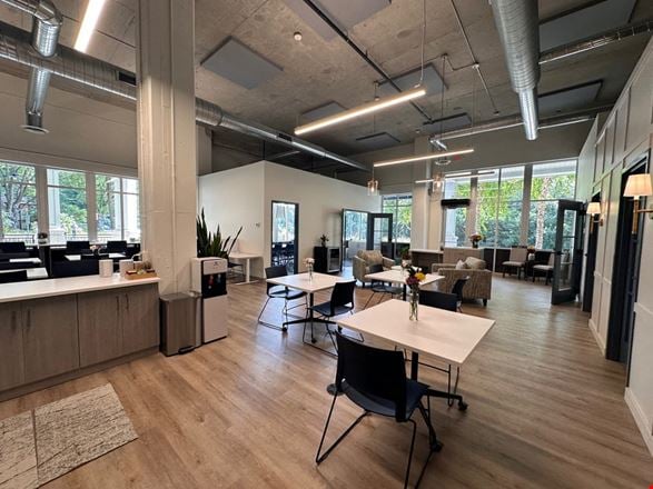Preview of Office space for Rent at 985 Lake Street East