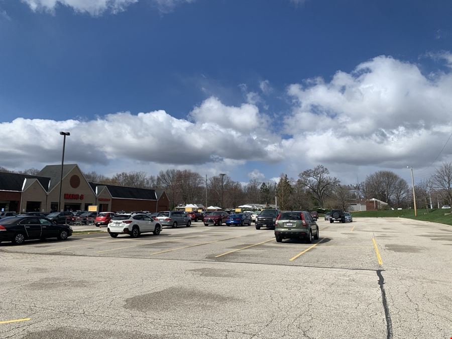 Stow Workman Plaza
