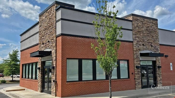 ±3,037 SF Sublease Opportunity | Restaurant Ready Building in Greenville, SC