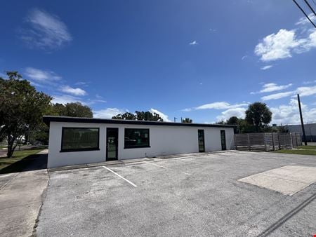 Preview of Retail space for Rent at 1713 N Albany Ave