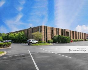 Hills Corporate Park - Kenwood Professional Building & Kenwood Corporate Center