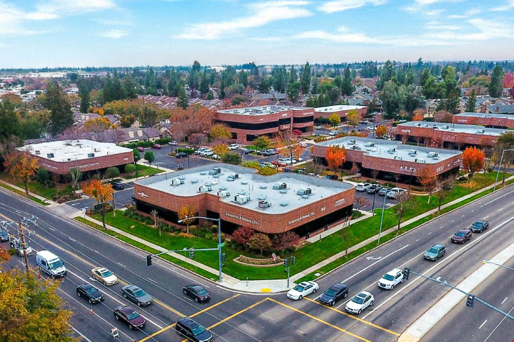 7475 N. First Street - San Joaquin Valley Professional Plaza