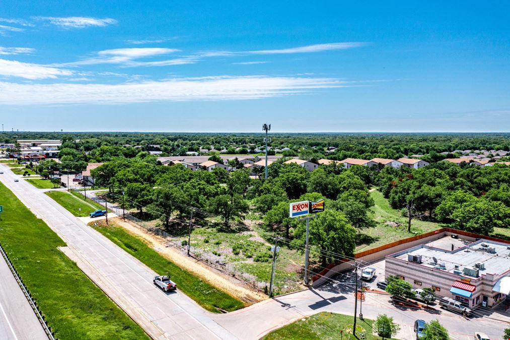 Ground Lease on Highway 175