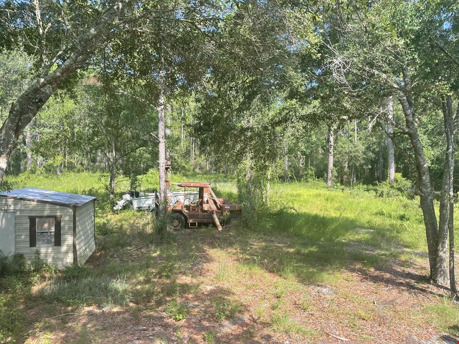 18 Acres with Lake for Sale