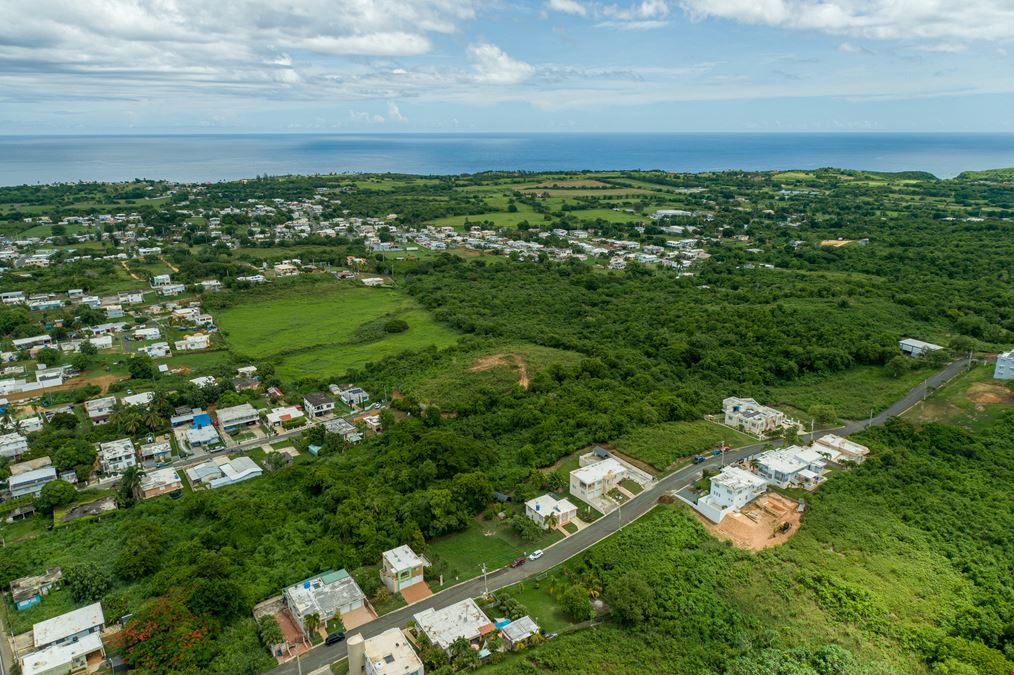 Isabela Hilltop with Ocean Views