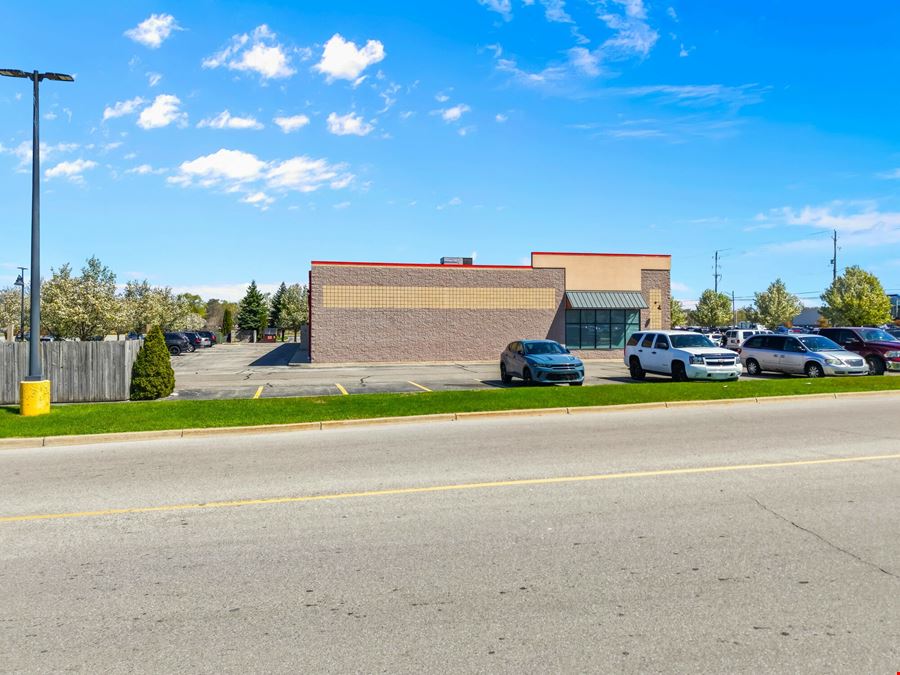 Walmart Outparcel - 100% Occupied Retail Center