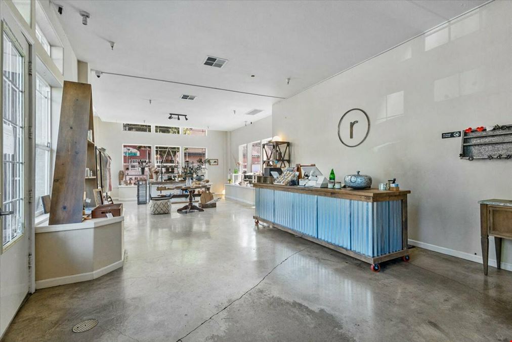 Windsor Town Green Corner Retail