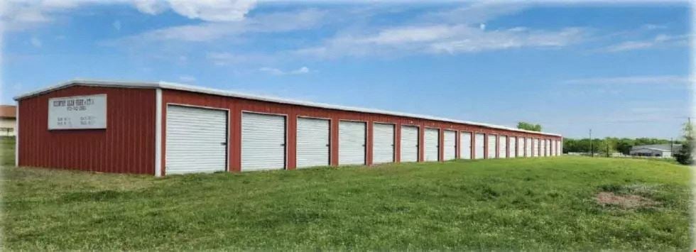 8737 County Road 2580 - Storage Units