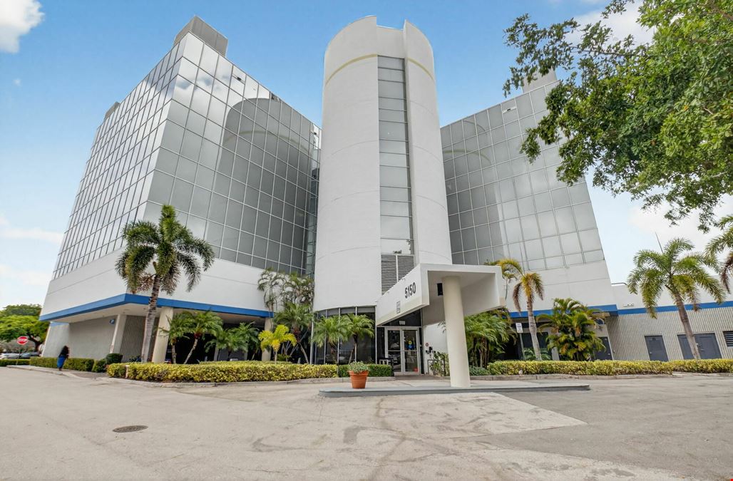 5150 Linton Blvd. Unit 405