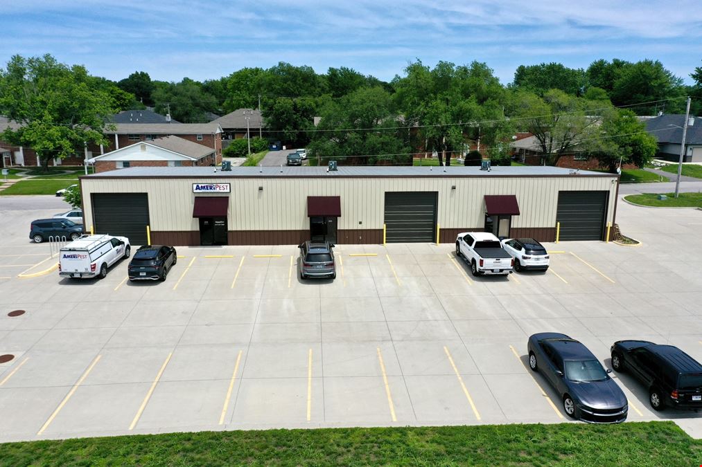 1,500 SF Warehouse / Office Space For Lease in Southeast Springfield