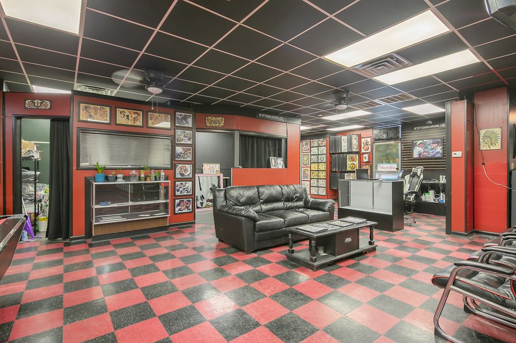 Former Tattoo Shop Site – Ideal for Owner-User