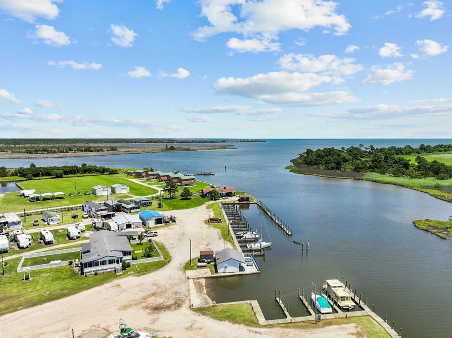 Big Trout Marina - RV Park & Cafe - 7 + Acre Waterfront Property