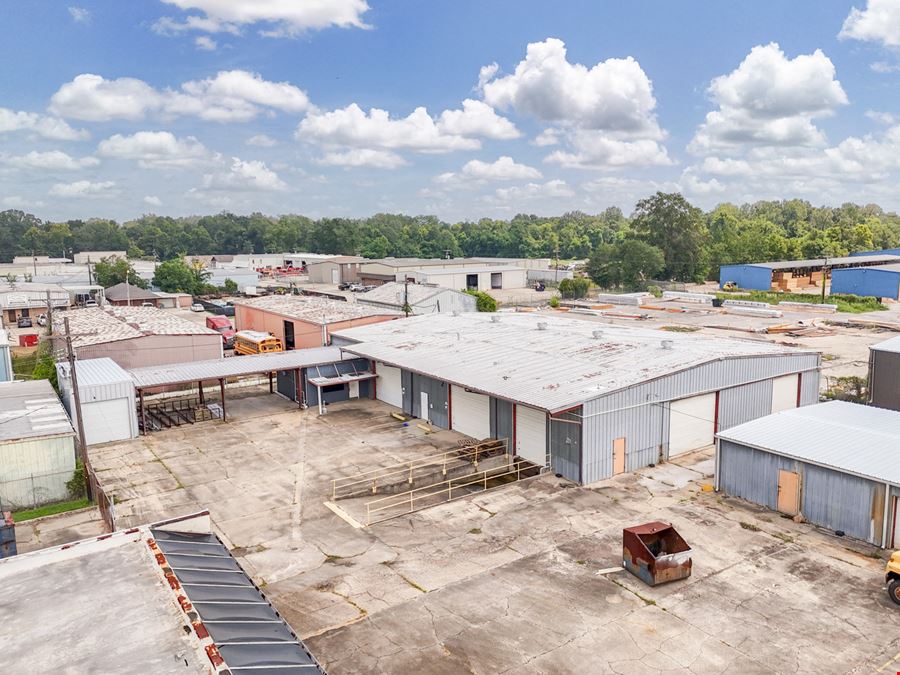 ±9,250 SF Office Warehouse with Dock off of S Choctaw Dr
