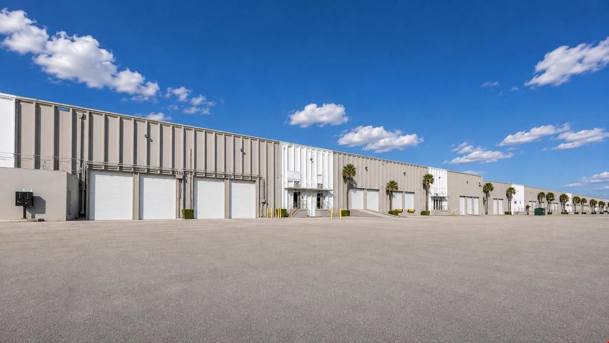 Medley Commerce Center