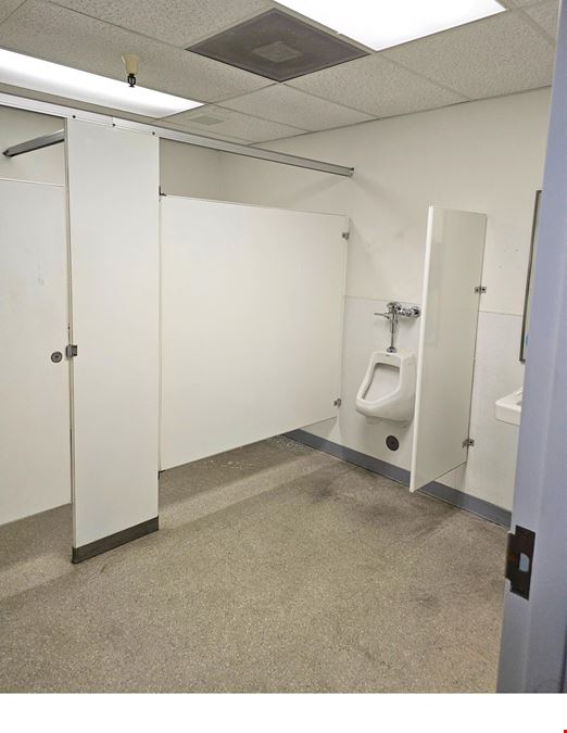 665 E. Anderson St., Suite F