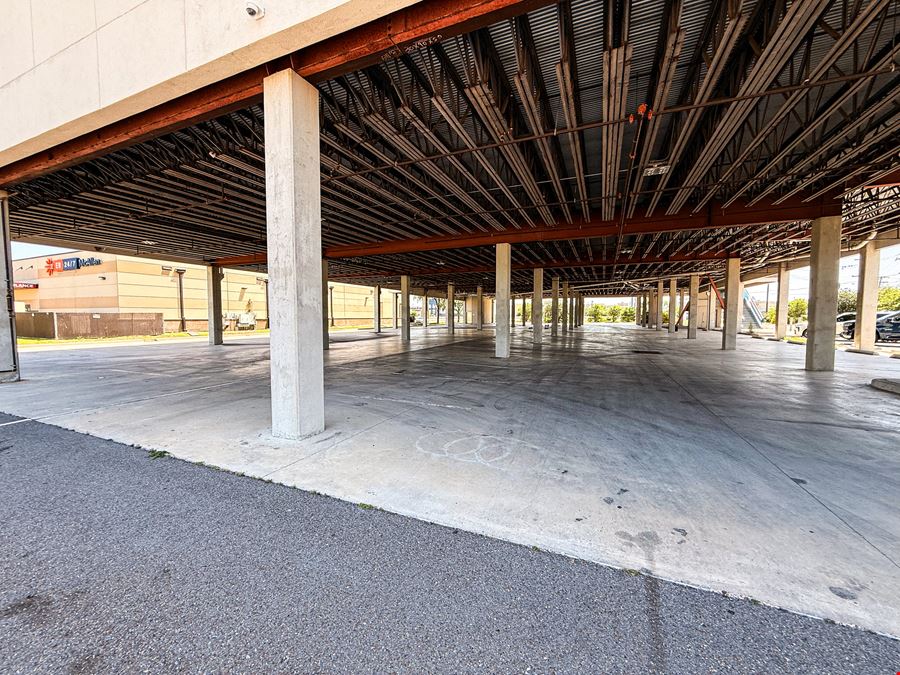 5112 W Expressway 83
