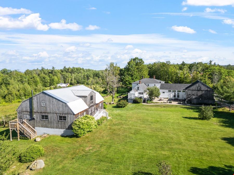 Historic Bed & Breakfast Estate with Event Barn on 5.6 Acres