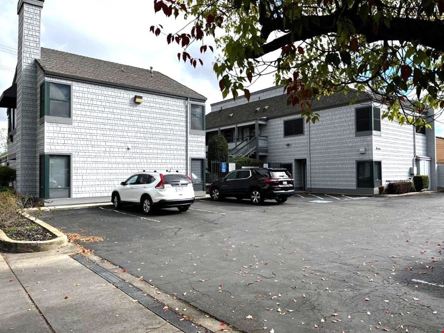 222 W Lockford St. #7