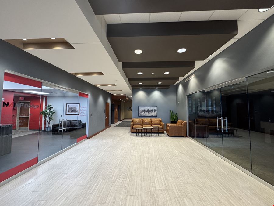 13321 California Street - Dodge Plaza