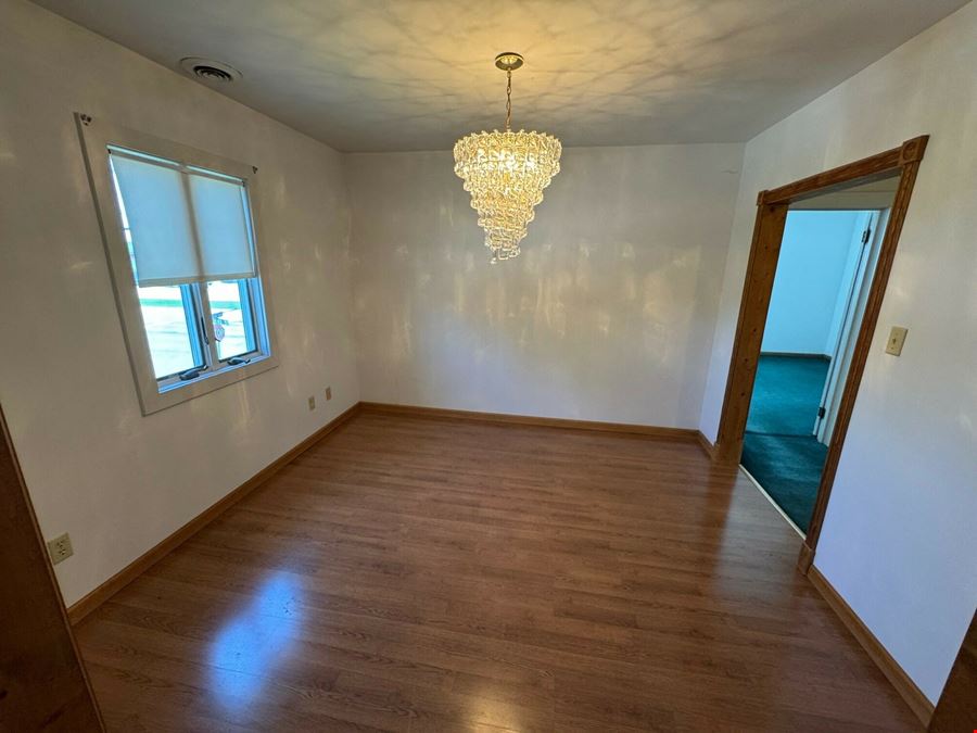 200 W 61st Ave
