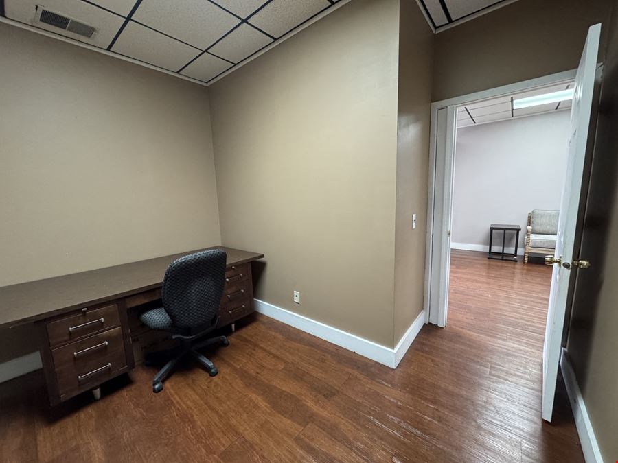 3030 & 3032 Menke Circle